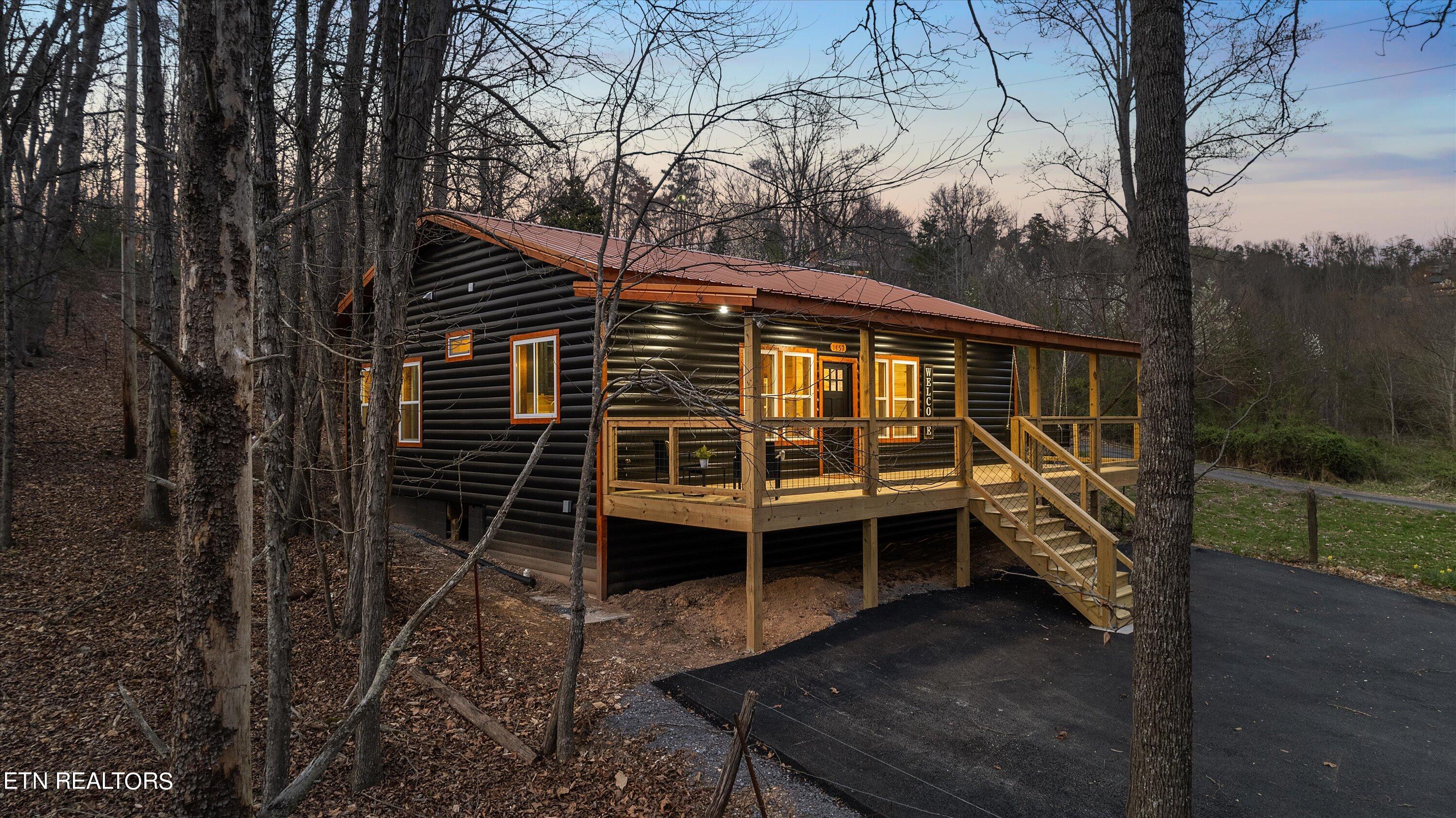 1469 North Newcomb Hollow Road Sevierville, TN 37862 - Photo 2 of 55 58-1469 Newcomb Hollow Rd Twilight-15