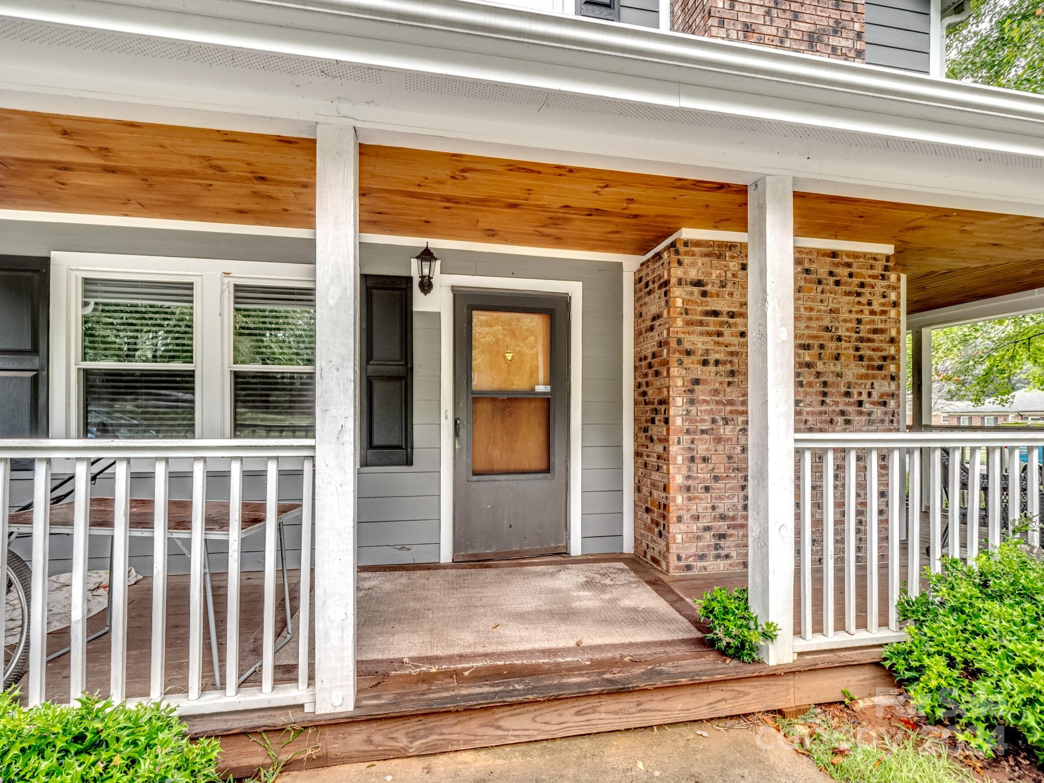 501 King Edward Road Charlotte, NC 28211 - Photo 16 of 26