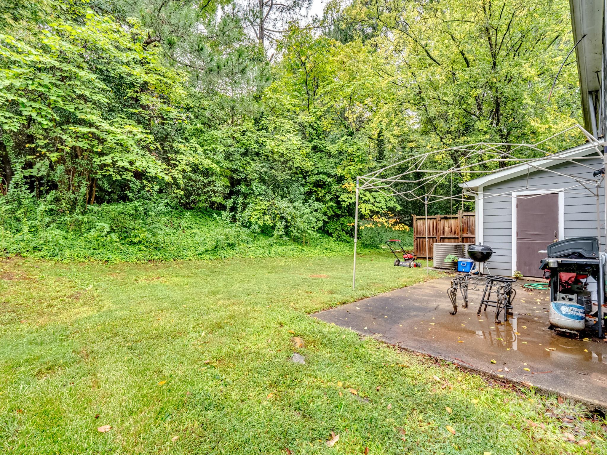 501 King Edward Road Charlotte, NC 28211 - Photo 22 of 26