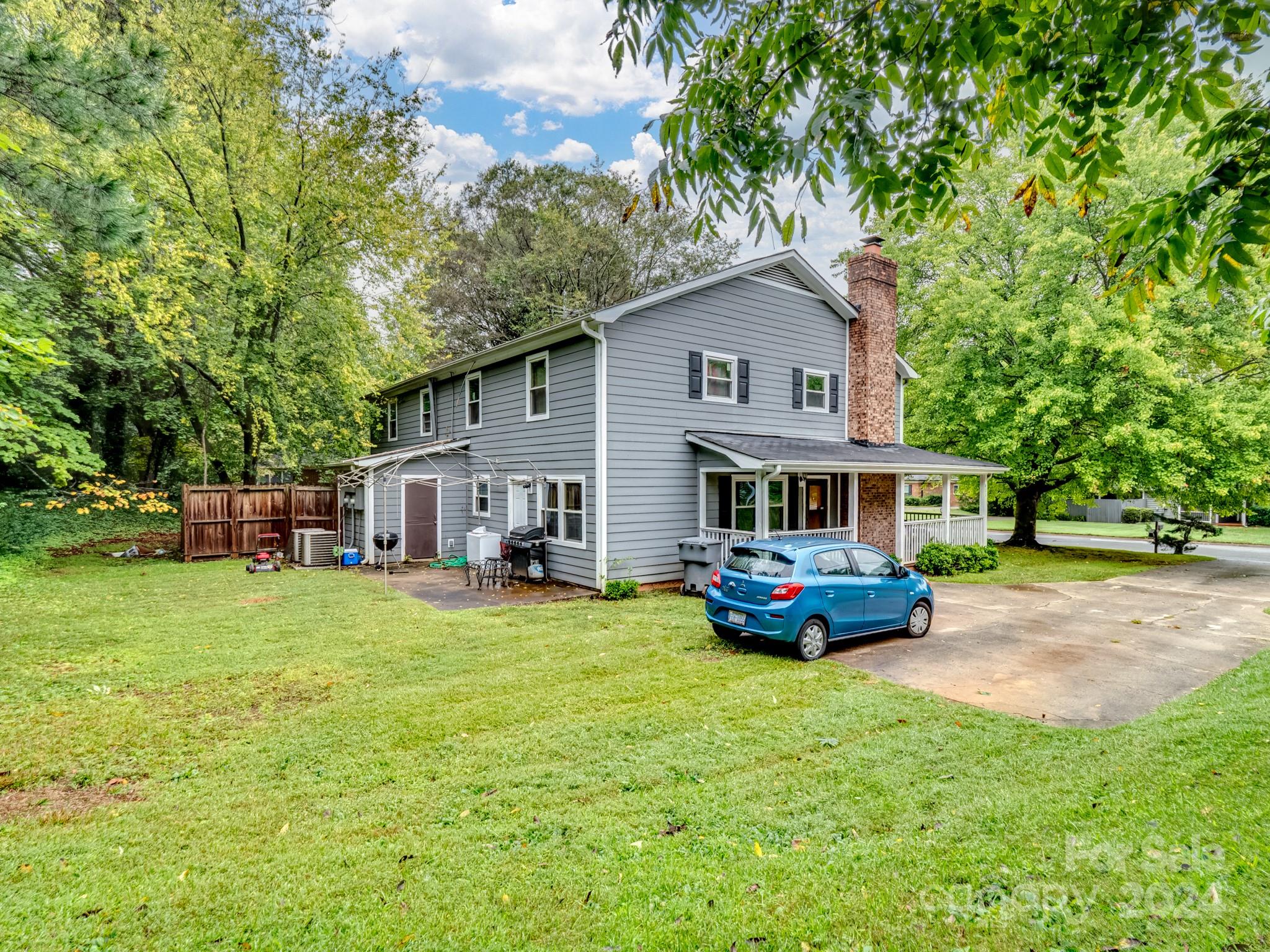 501 King Edward Road Charlotte, NC 28211 - Photo 24 of 26