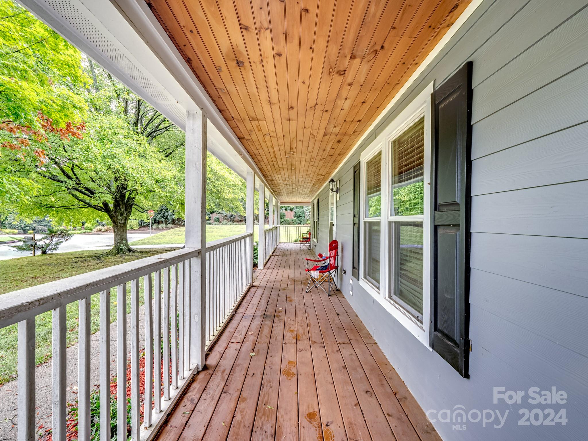 501 King Edward Road Charlotte, NC 28211 - Photo 3 of 26