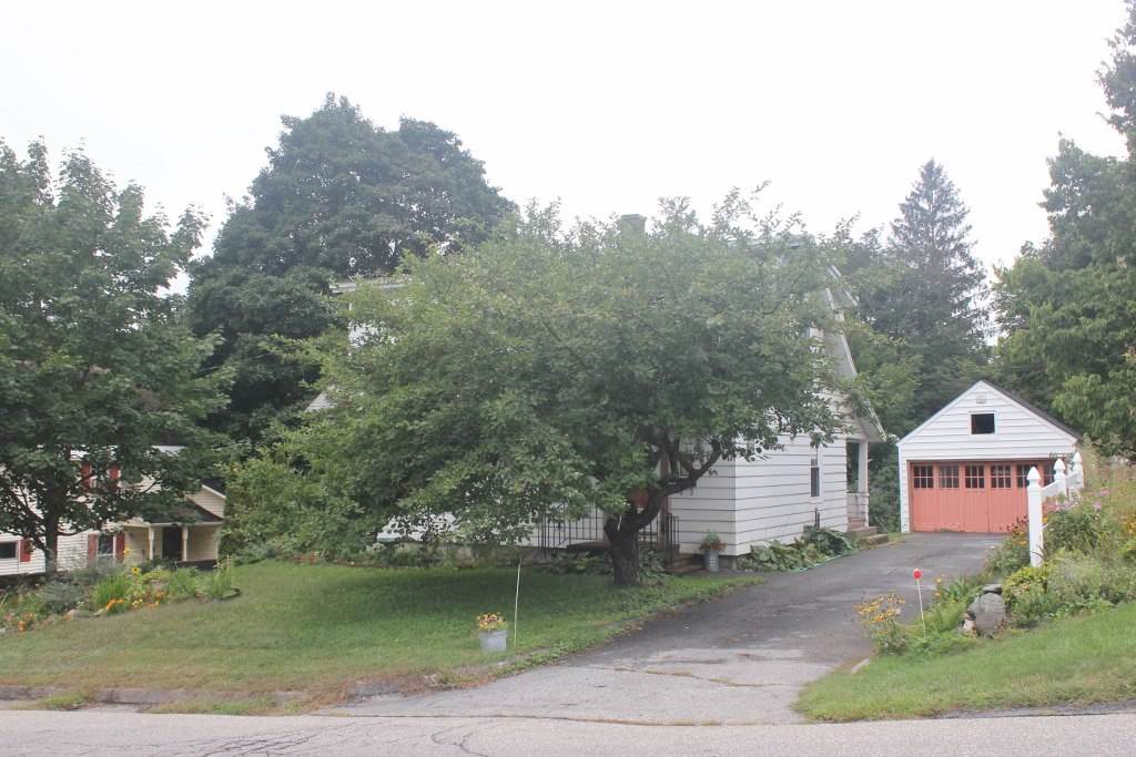 62 Elm Hill Street Springfield, VT 05156 - Photo 5 of 21