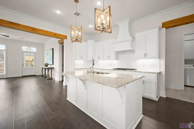 $520,000 | 5146 Cheneau Lane, Baton Rouge, LA 70808