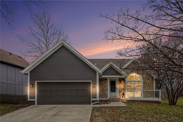 $380,000 | 1126 East Charlotte Town Road, Olathe, KS 66061