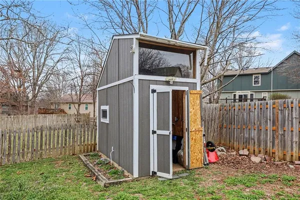 $380,000 | 1126 East Charlotte Town Road, Olathe, KS 66061