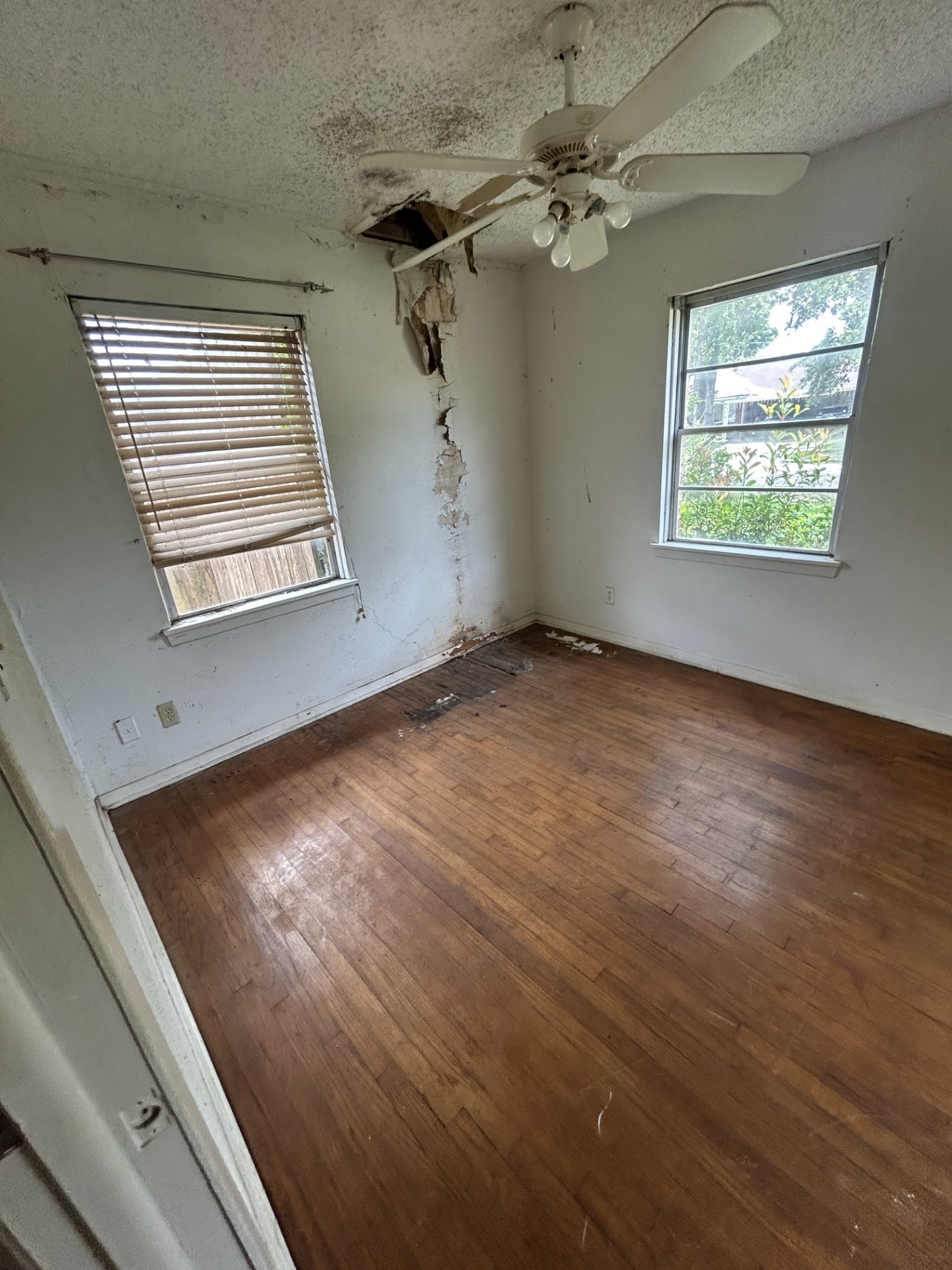 5711 Turtle Creek Road Houston, TX 77017 - Photo 14 of 25
