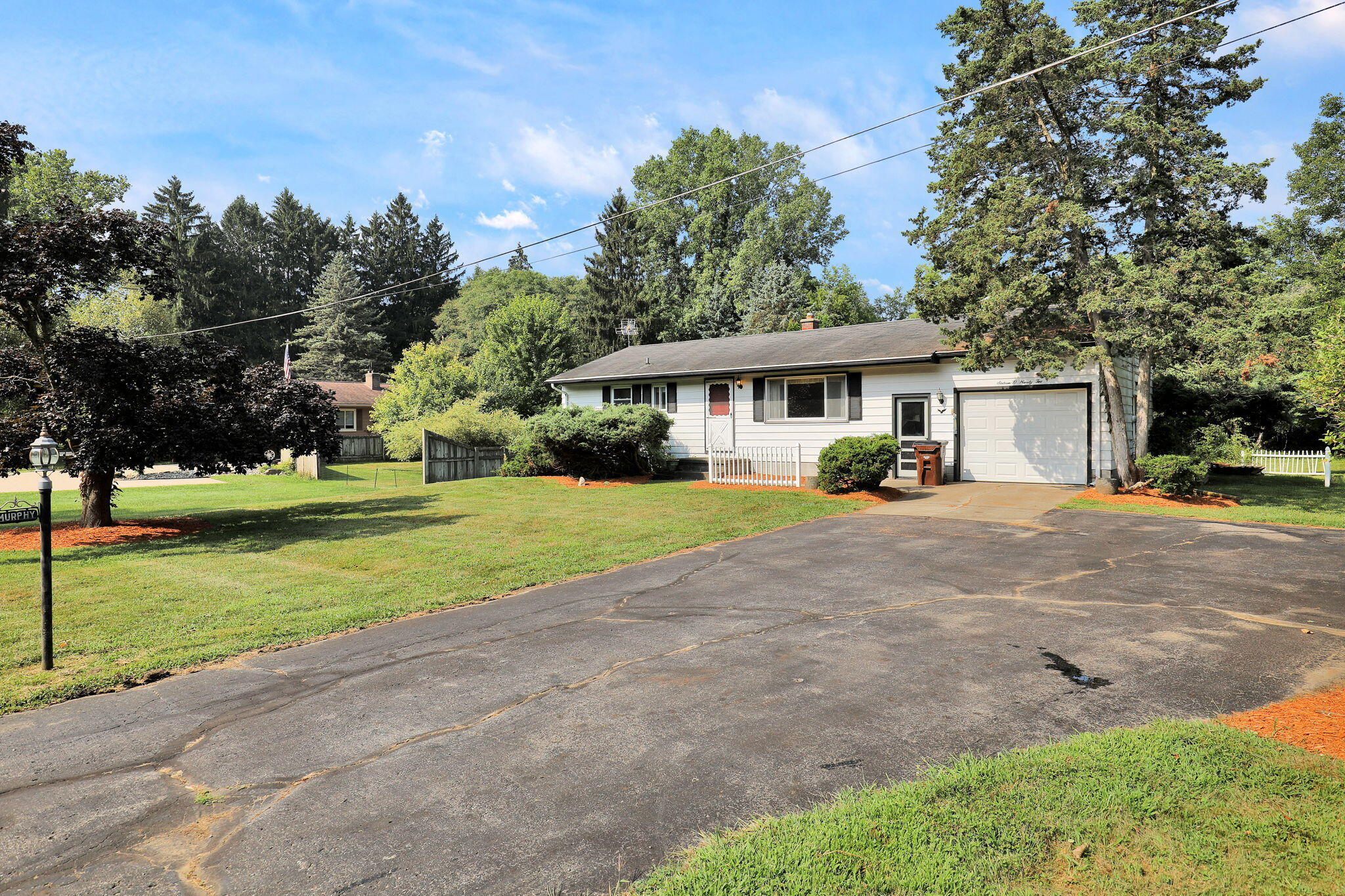 16092 Center Road East Lansing, MI 48823 - Photo 5 of 38 Photo 38