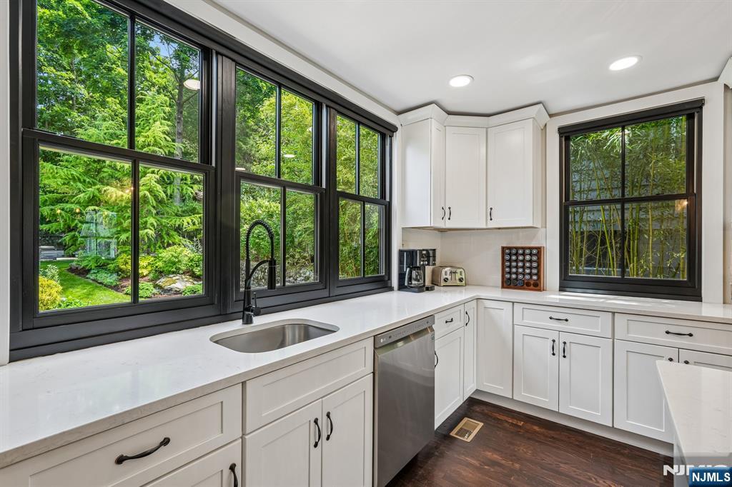 63 Ravine Avenue Caldwell, NJ 07006 - Photo 24 of 46