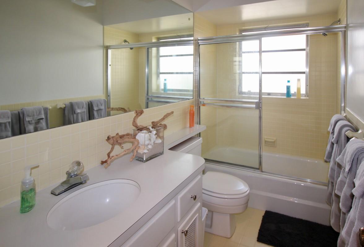 790 Elm Tree Lane Boca Raton, FL 33486 - Photo 9 of 17 14_Y4GDWN_still_mba