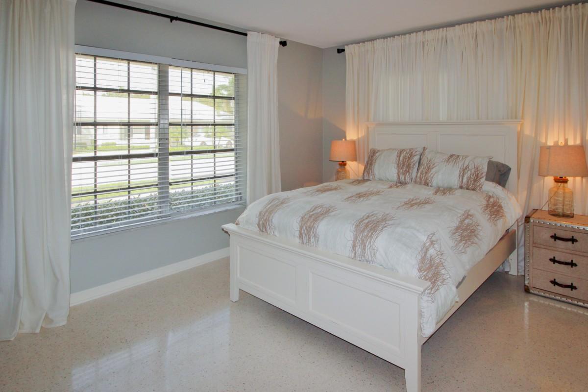 790 Elm Tree Lane Boca Raton, FL 33486 - Photo 10 of 17 15_Y4GDWN_still_2br