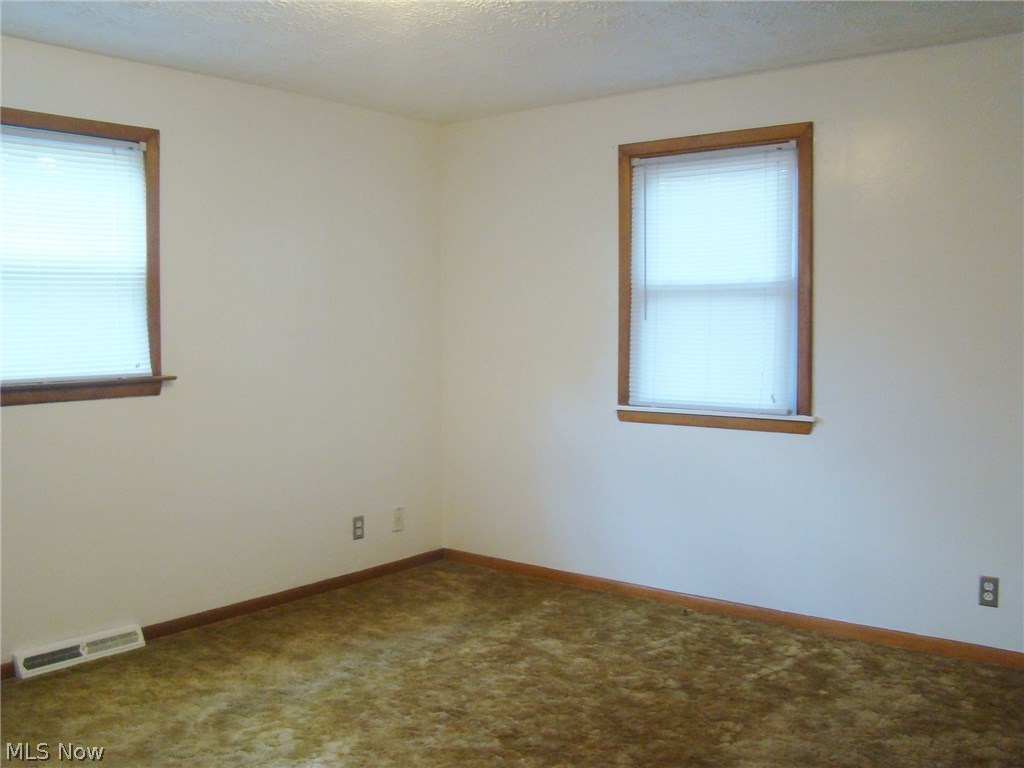 3751 Burkey Road Youngstown, OH 44515 - Photo 10 of 14 Gallery Image 10