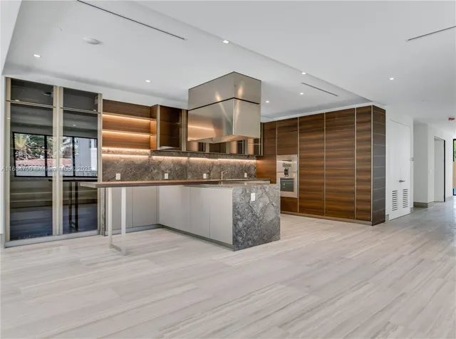 $36,900 | 345 West 46th Street, Unit 345, Miami Beach, FL 33140