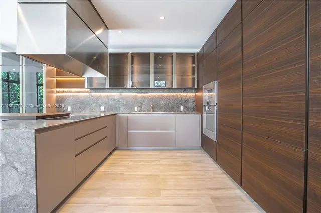 $36,900 | 345 West 46th Street, Unit 345, Miami Beach, FL 33140