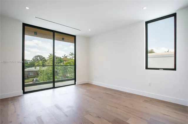 $36,900 | 345 West 46th Street, Unit 345, Miami Beach, FL 33140