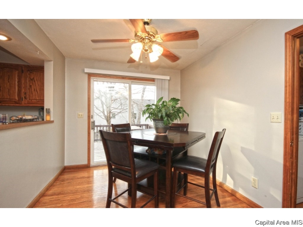 4000 Springer Lane Springfield, IL 62711 - Photo 19 of 34