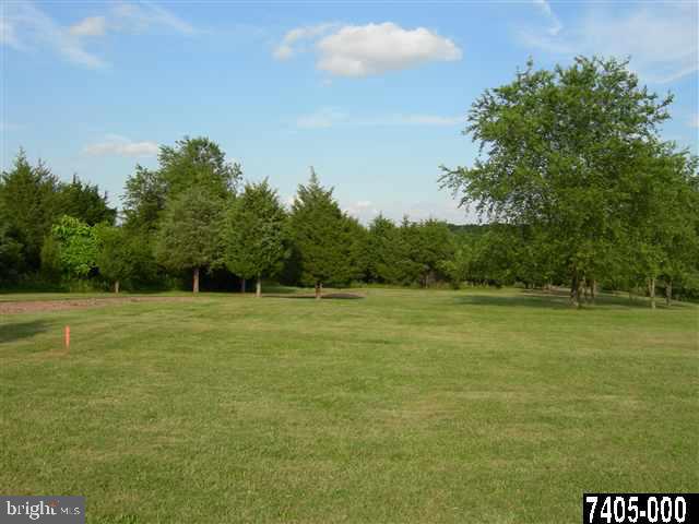 180 Swetland Road, Unit 2 Gettysburg, PA 17325 - Photo 9 of 10
