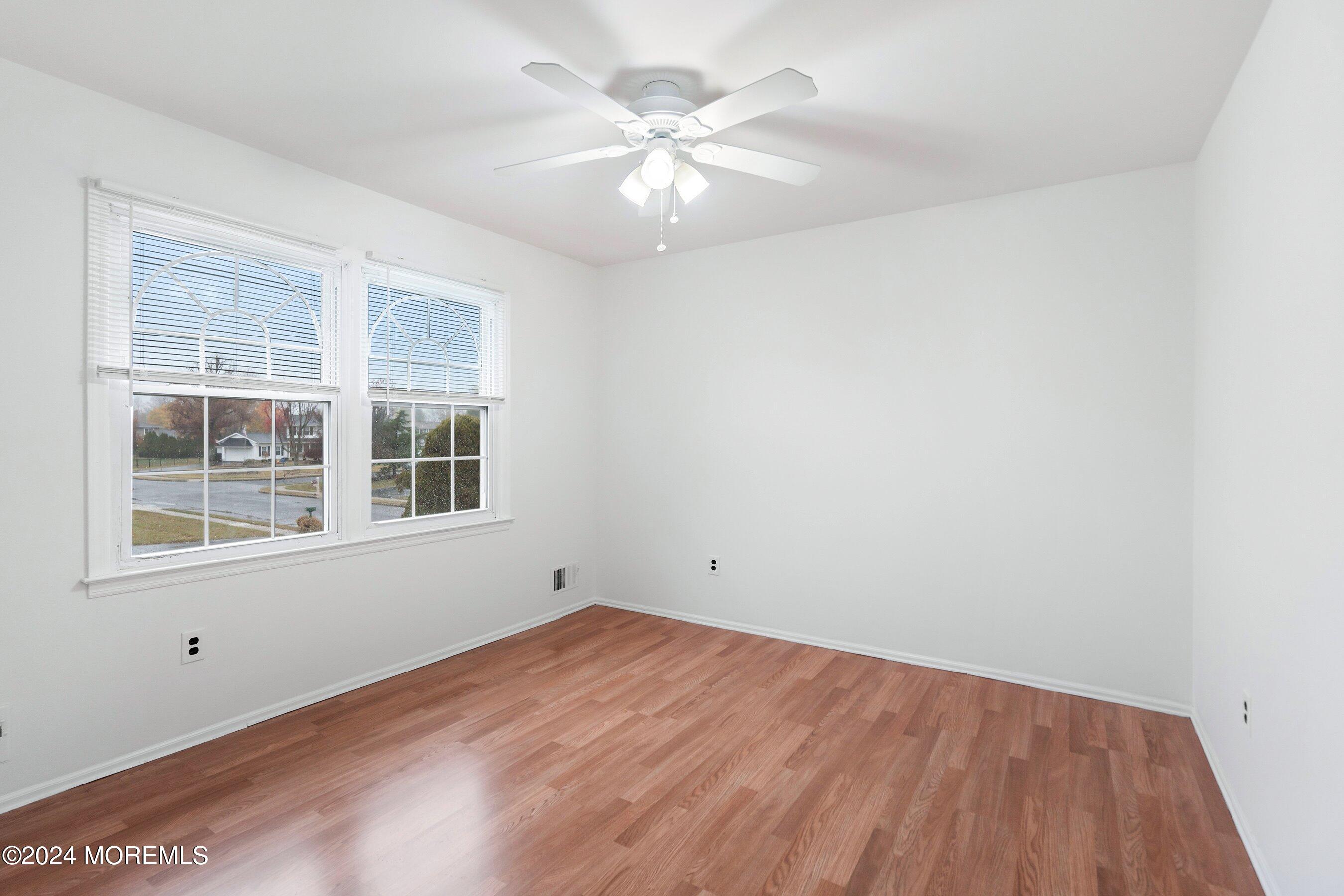 2 Michael McCorristin Road Hamilton Square, NJ 08690 - Photo 27 of 35 24-Bed 3