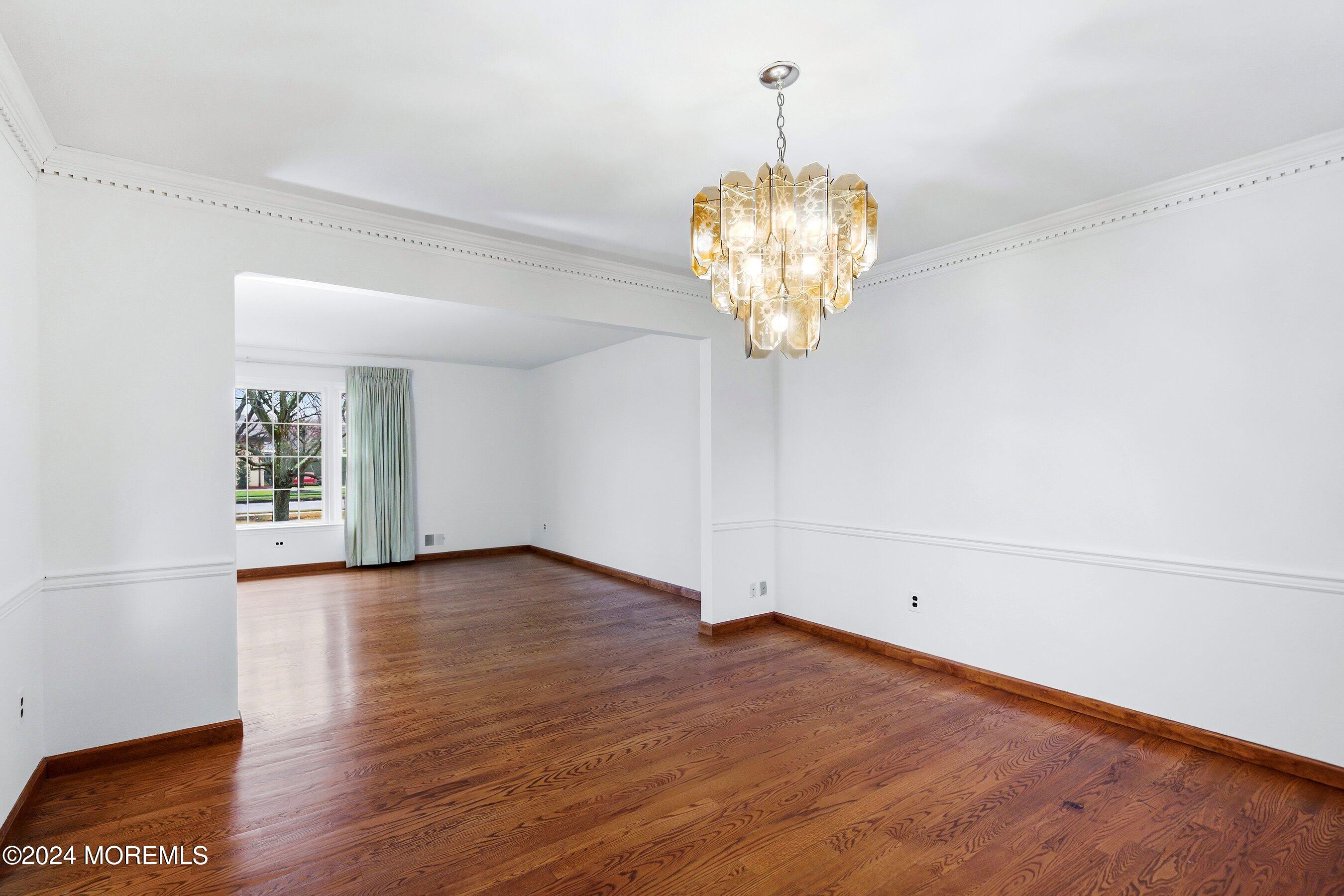 2 Michael McCorristin Road Hamilton Square, NJ 08690 - Photo 10 of 35 12-Dining 1B