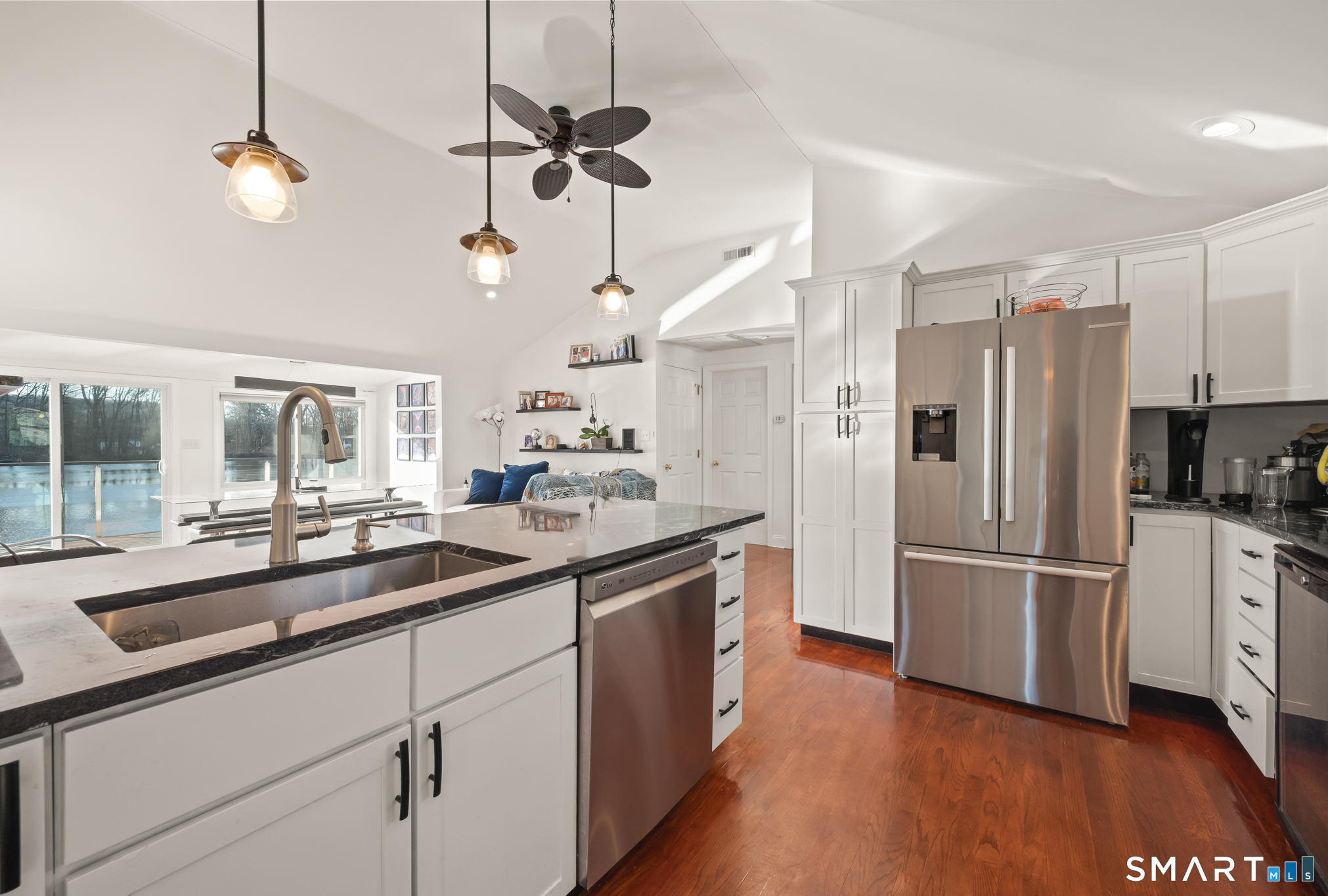 4 Martin Trail Wallingford, CT 06492 - Photo 5 of 40