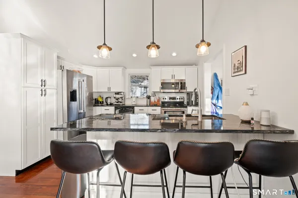 $499,900 | 4 Martin Trail, Wallingford, CT 06492