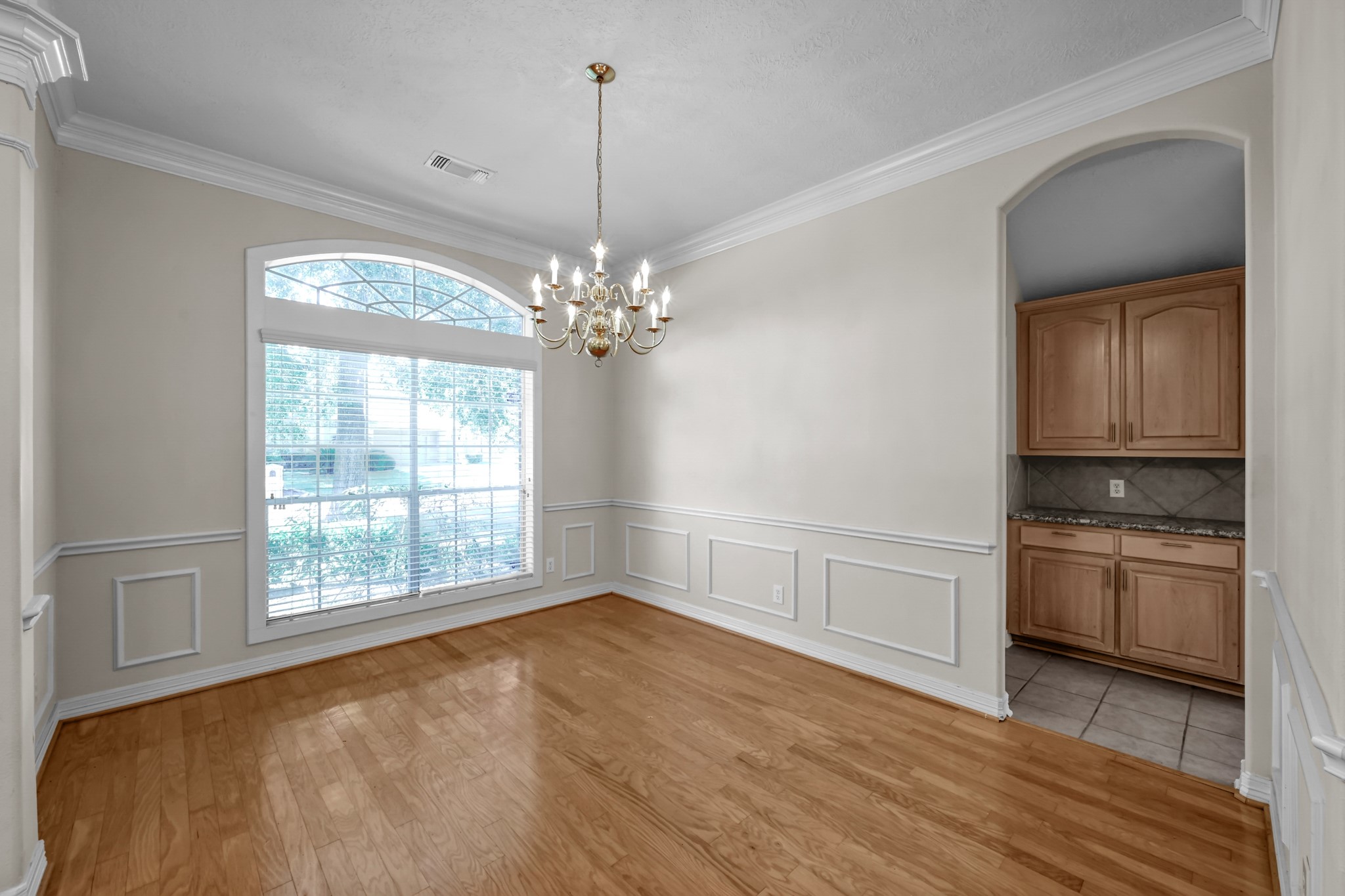 16214 Lobo Lane Spring, TX 77379 - Photo 9 of 24 Formal Dining