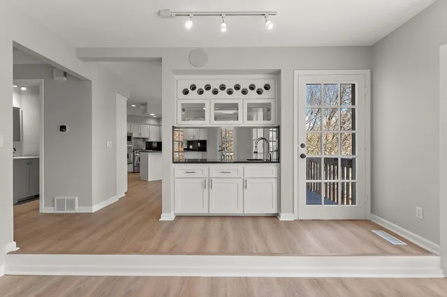 $6,800 | 12060 48th Avenue North, Plymouth, MN 55442