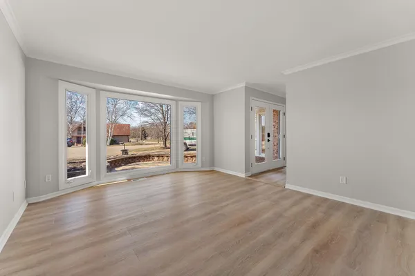 $6,800 | 12060 48th Avenue North, Plymouth, MN 55442