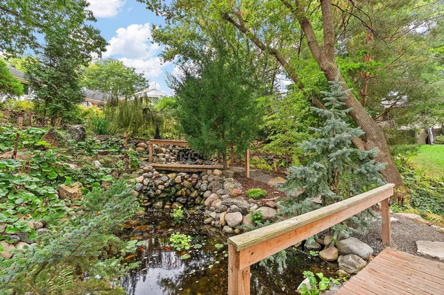 $6,800 | 12060 48th Avenue North, Plymouth, MN 55442