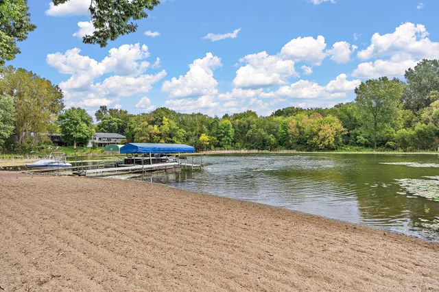 $6,800 | 12060 48th Avenue North, Plymouth, MN 55442