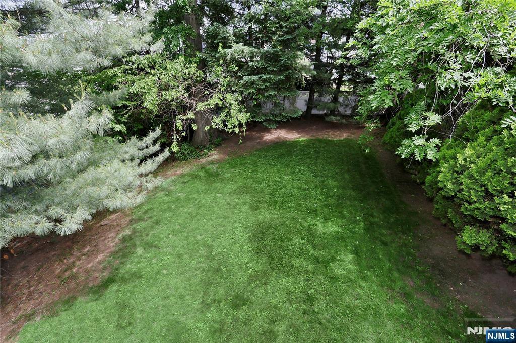 245 Highland Avenue Wood-Ridge, NJ 07075 - Photo 32 of 37