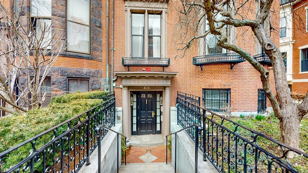 404 Beacon Street, Unit 2 Boston, MA 02115 - Photo 2 of 27