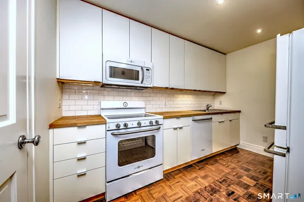 $338,000 | 85 Olive Street, Unit T, New Haven, CT 06511