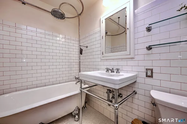 $338,000 | 85 Olive Street, Unit T, New Haven, CT 06511