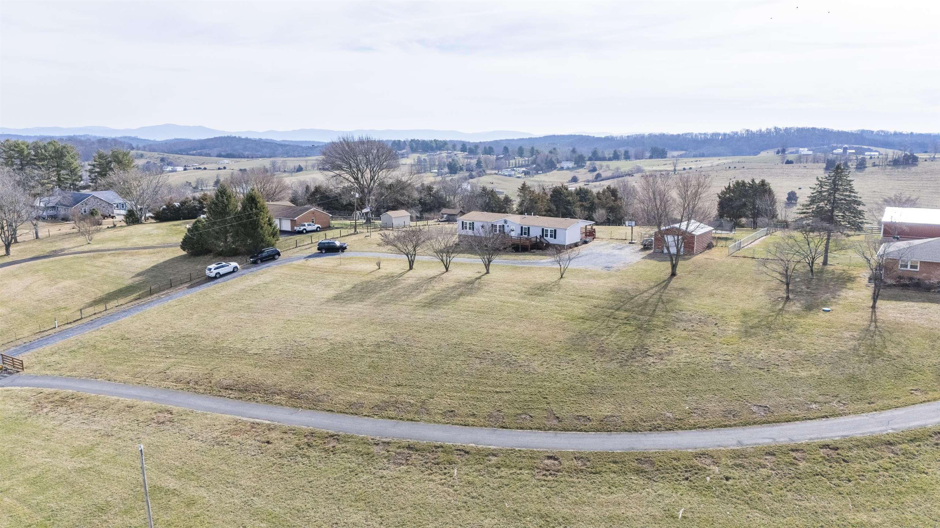 3775 Shutterlee Mill Road Staunton, VA 24401 - Photo 13 of 51 Gallery Image 13
