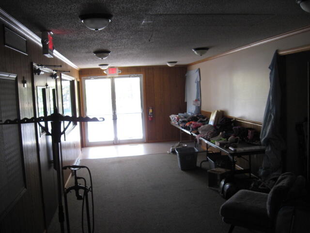 6989 West Millbrook Road Blanchard, MI 49310 - Photo 3 of 5 IMG_0485