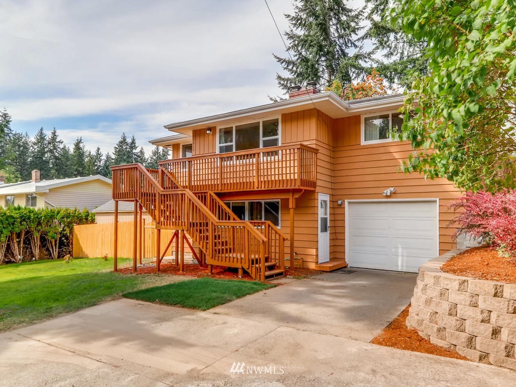 11412 Southeast 186th Street Renton, WA 98055 - Photo 2 of 25