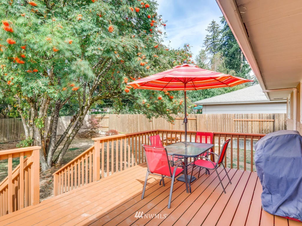 11412 Southeast 186th Street Renton, WA 98055 - Photo 23 of 25