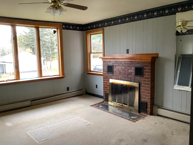 $139,900 | 37 Pleasant Street, Limestone, ME 04750