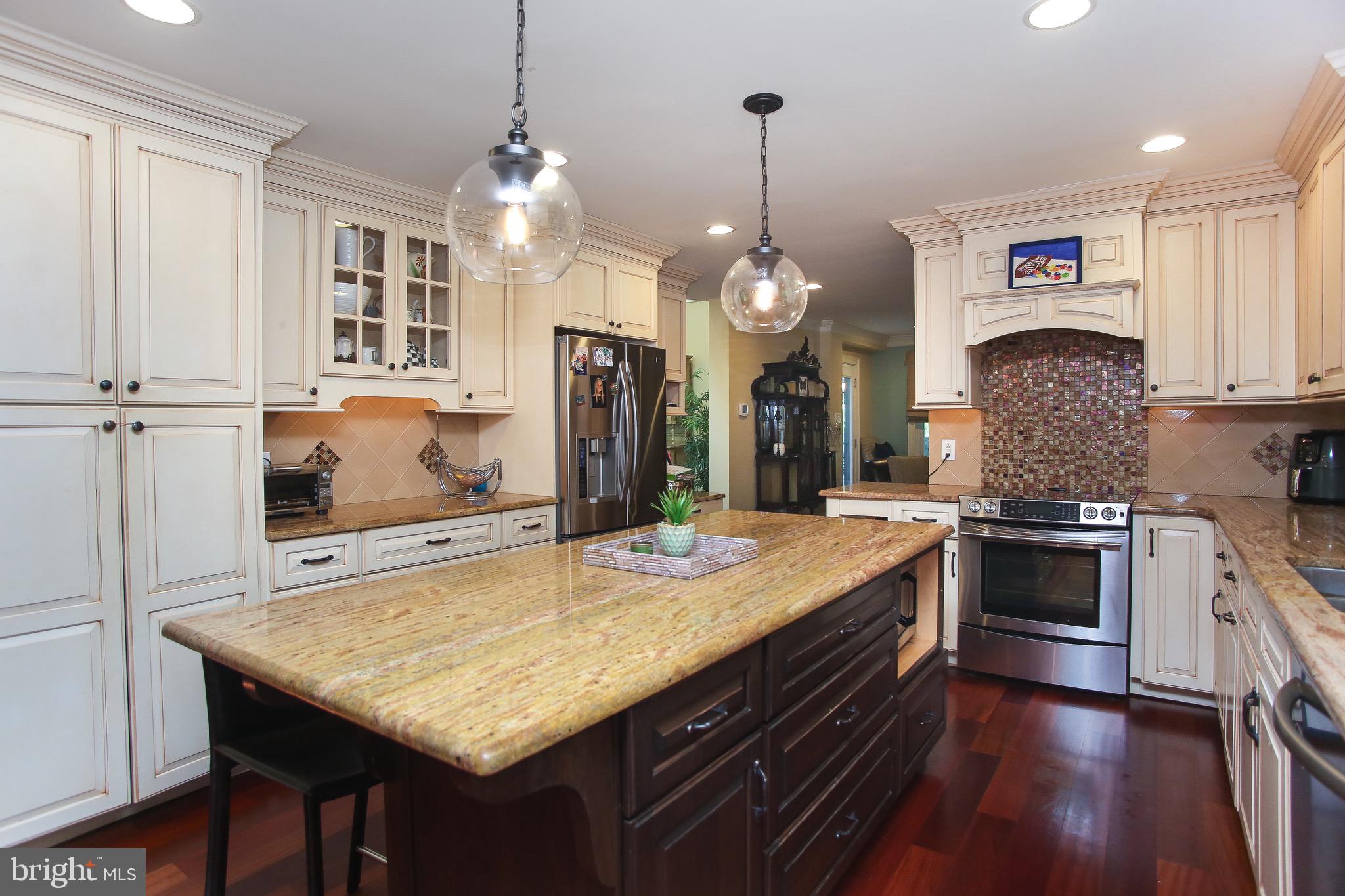 789 Panorama Road Villanova, PA 19085 - Photo 2 of 27