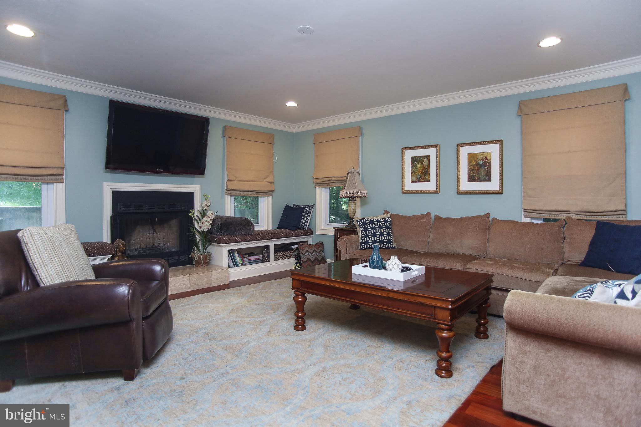 789 Panorama Road Villanova, PA 19085 - Photo 3 of 27