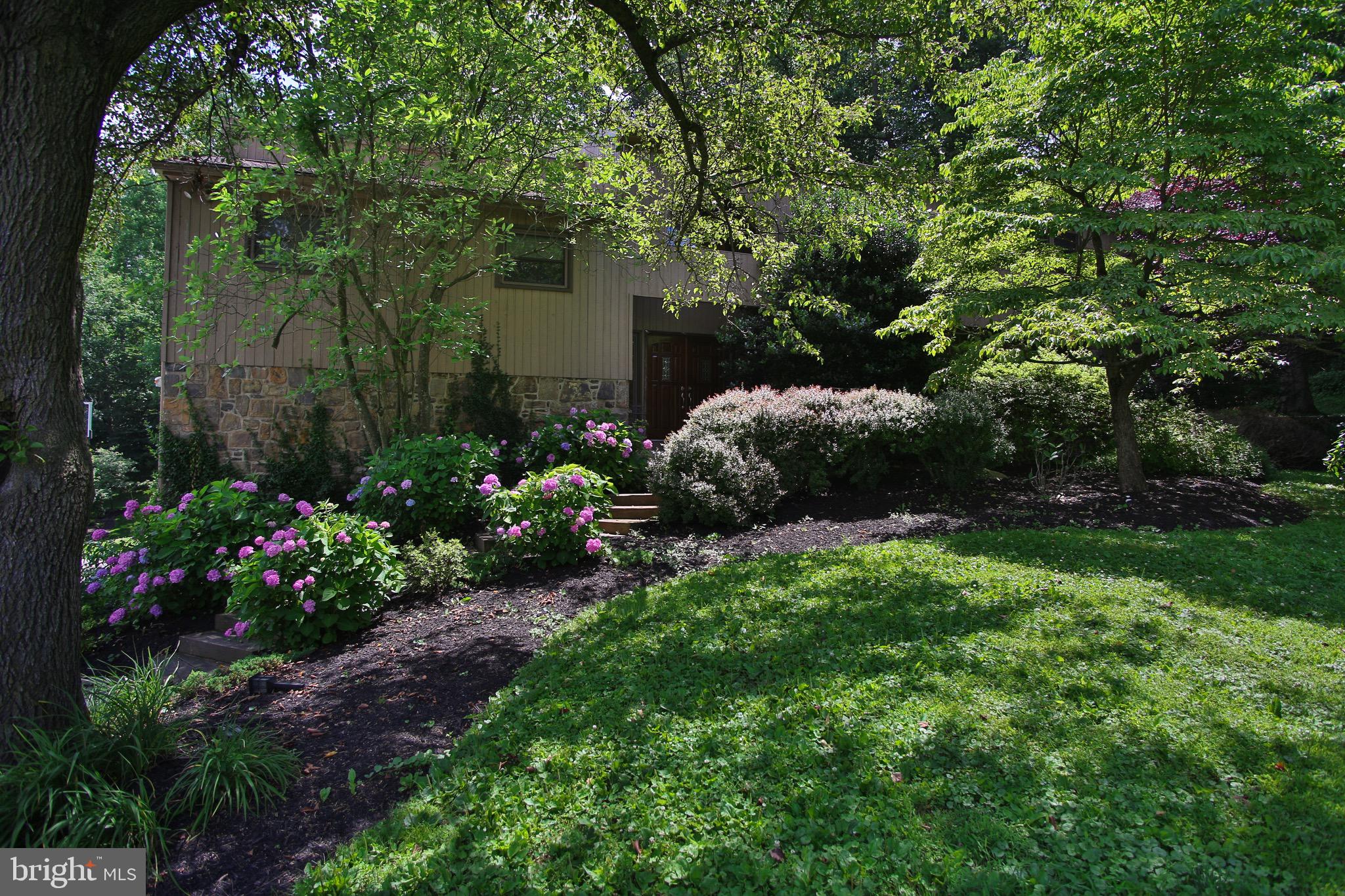 789 Panorama Road Villanova, PA 19085 - Photo 7 of 27