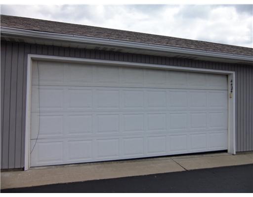 4424 Ridgewood Road East, Unit 4424 Springfield, OH 45503 - Photo 2 of 12 Gallery Image 2