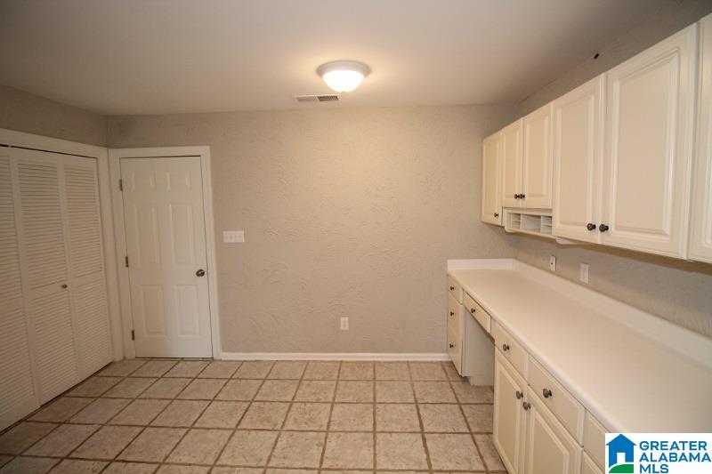 100 Crest Drive Birmingham, AL 35209 - Photo 9 of 30