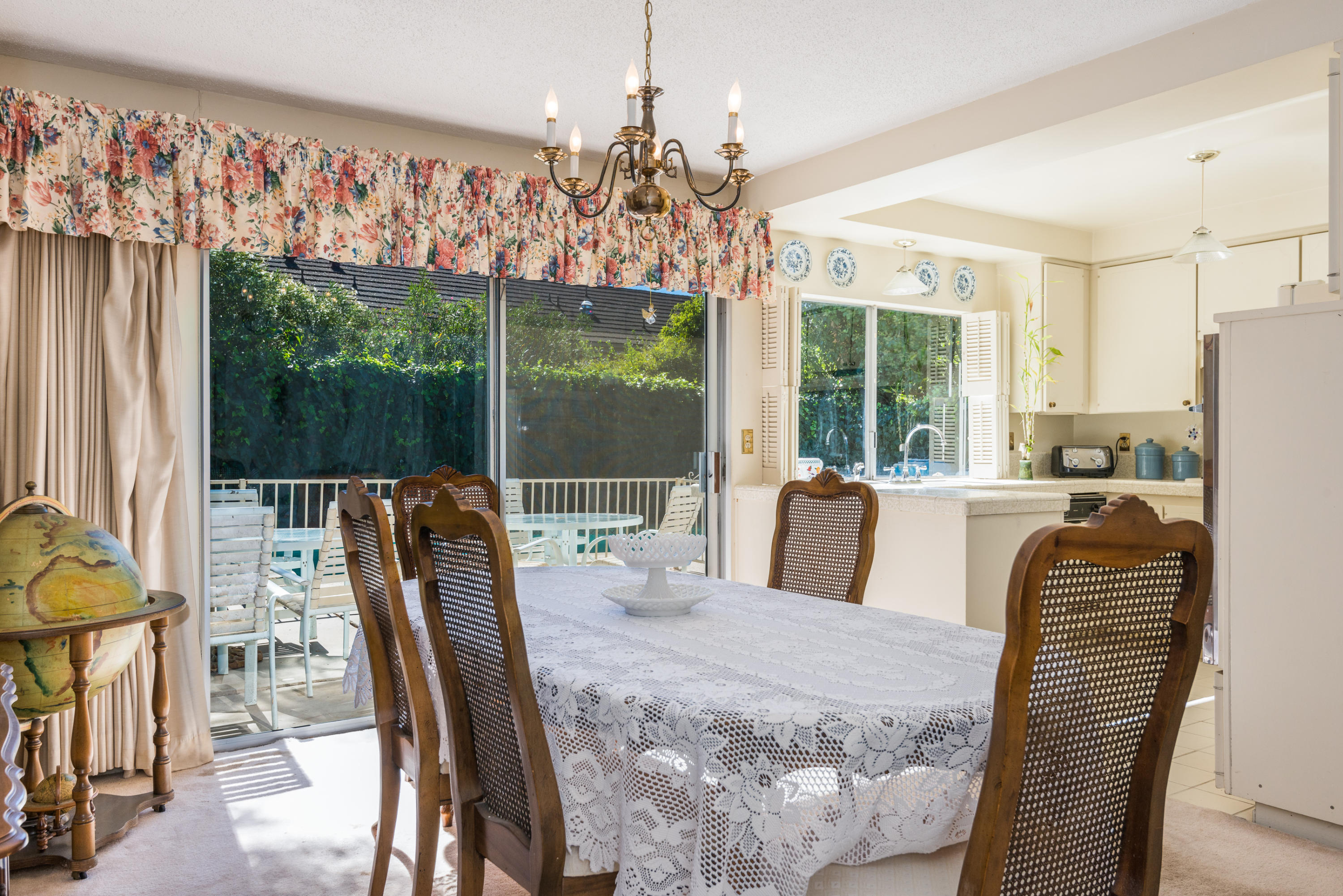 5855 Berkeley Road Goleta, CA 93117 - Photo 10 of 25 Dining Area