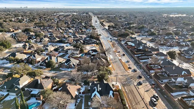 an aerial view of multiple house