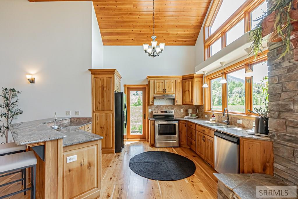 166 Elk Path Swan Valley, ID 83449 - Photo 16 of 35