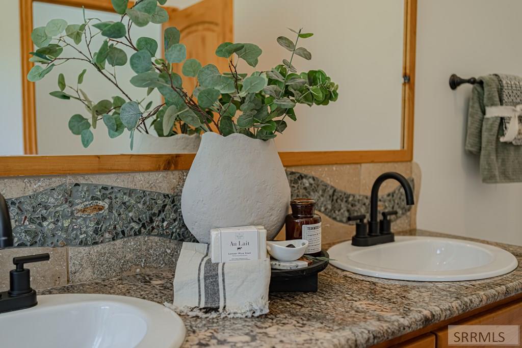 166 Elk Path Swan Valley, ID 83449 - Photo 23 of 35