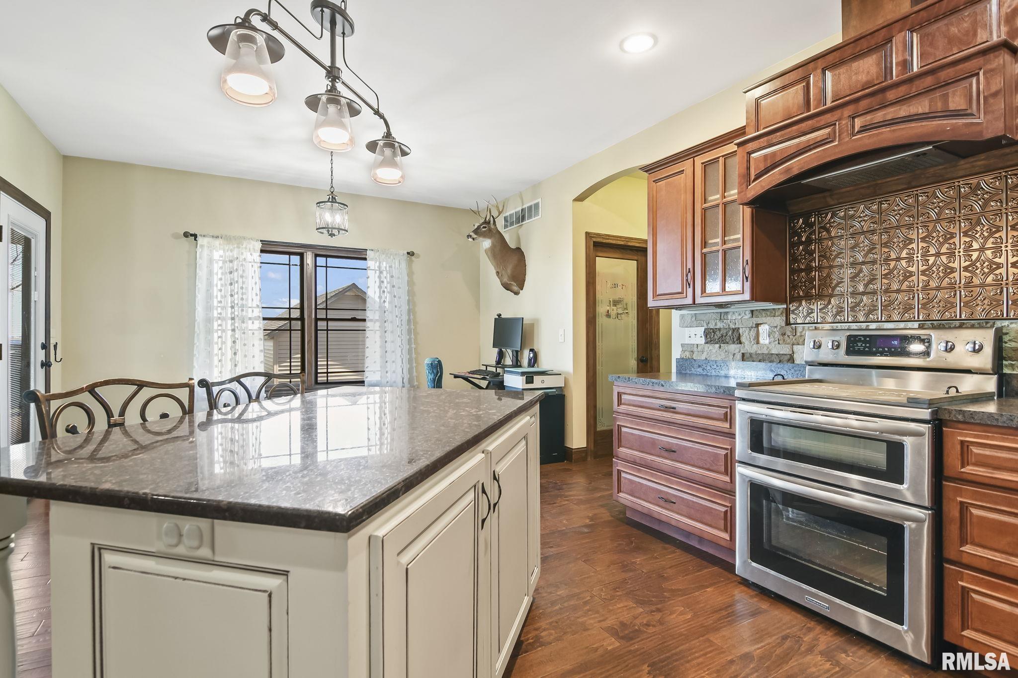 10750 Alexander Road Loami, IL 62661 - Photo 4 of 42