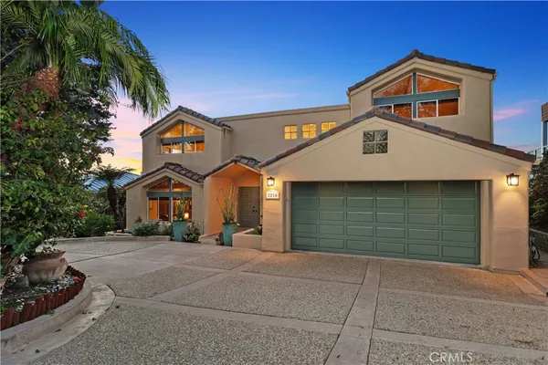 $3,850,000 | 2210 Temple Hills Drive, Laguna Beach, CA 92651