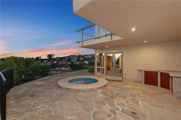 $3,850,000 | 2210 Temple Hills Drive, Laguna Beach, CA 92651